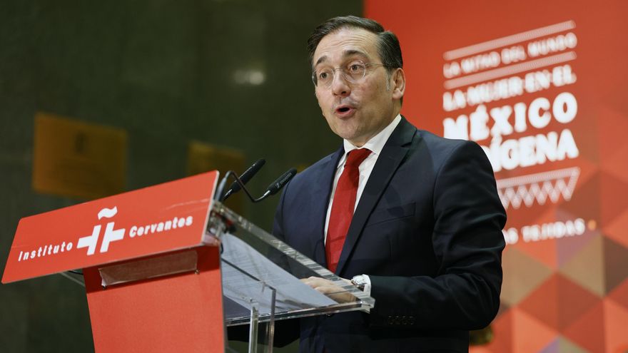 Albares reconoce el “dolor e injusticia” causados por España a los "pueblos originarios” en México