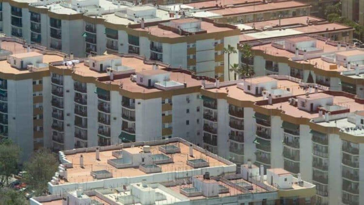 Los empleados de la Sareb exigen que se les abra la puerta a trabajar en Casa 47