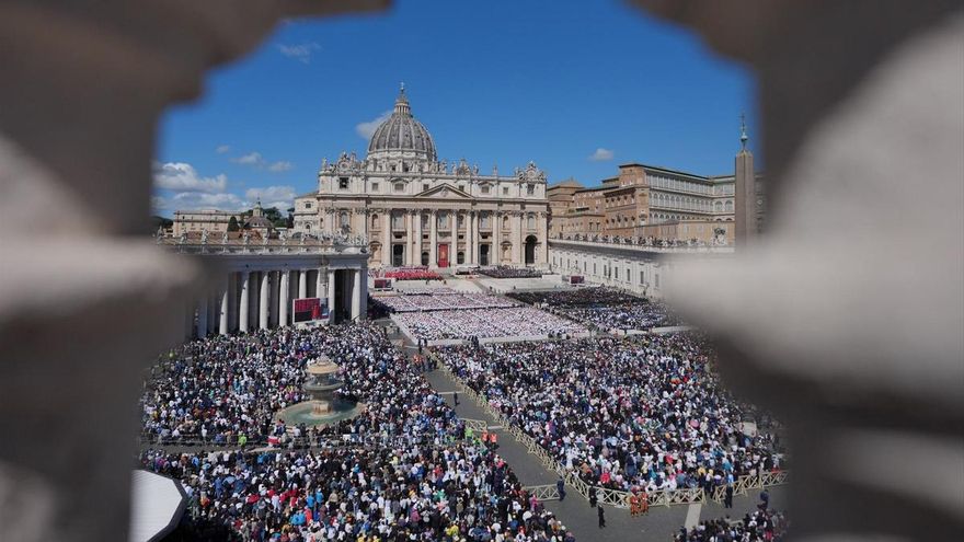Tras las huellas del papa: lugares clave del Vaticano