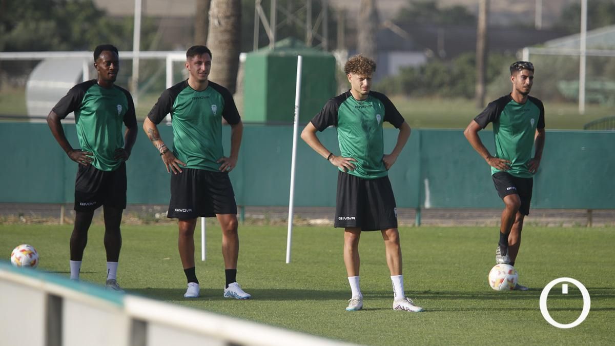 Primer entrenamiento del Córdoba CF tras las vacaciones