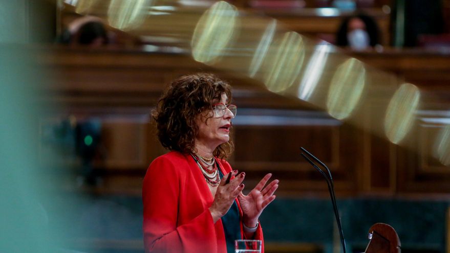 La ministra Portavoz y de Hacienda, María Jesús Montero, interviene en una sesión plenaria en el Congreso