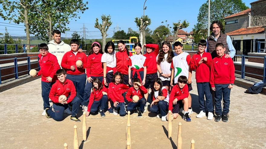 Los bolos vuelven a las escuelas de Astillero y Guarnizo