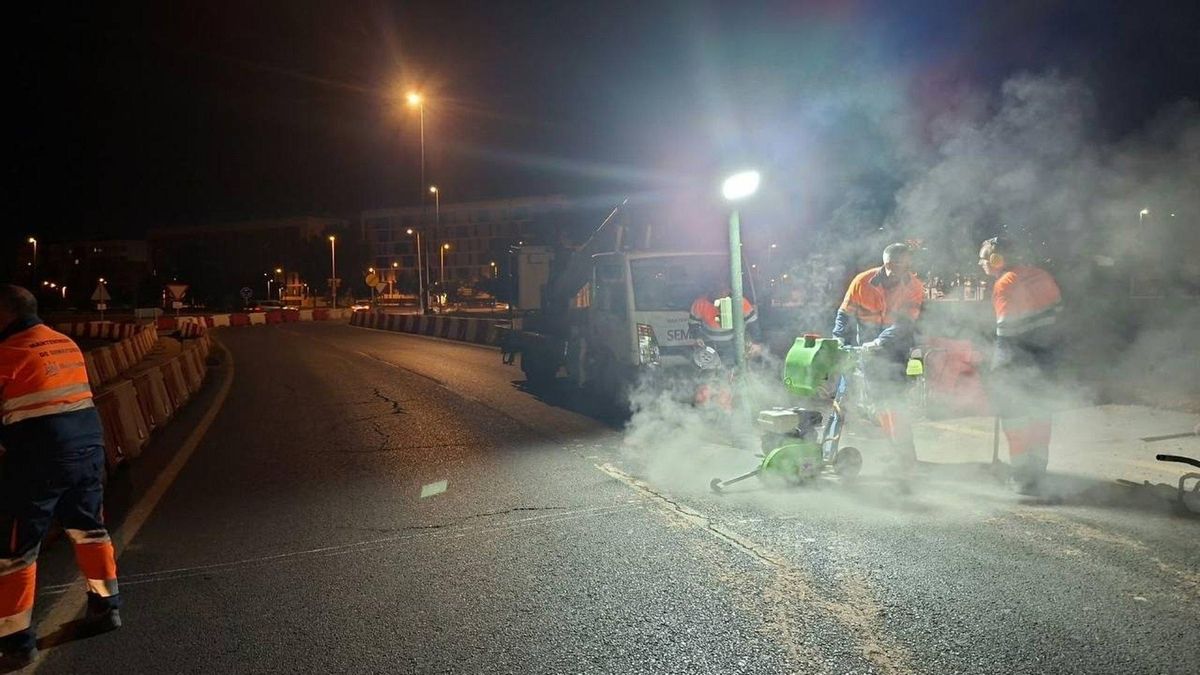 El Ayuntamiento instala un paso de peatones semaforizado para mejorar acceso al Figueroa desde la Ronda Norte