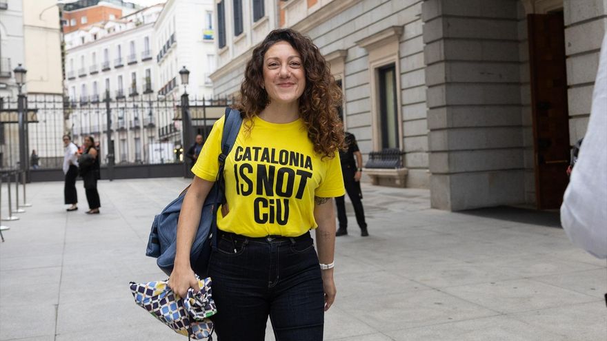 La portavoz adjunta de Sumar en el Congreso y miembro de Comuns, Aina Vidal, a su llegada a una sesión plenaria, en el Congreso de los Diputados, a 2 de octubre de 2026, en Madrid (España).   Jesús Hellín / Europa Press