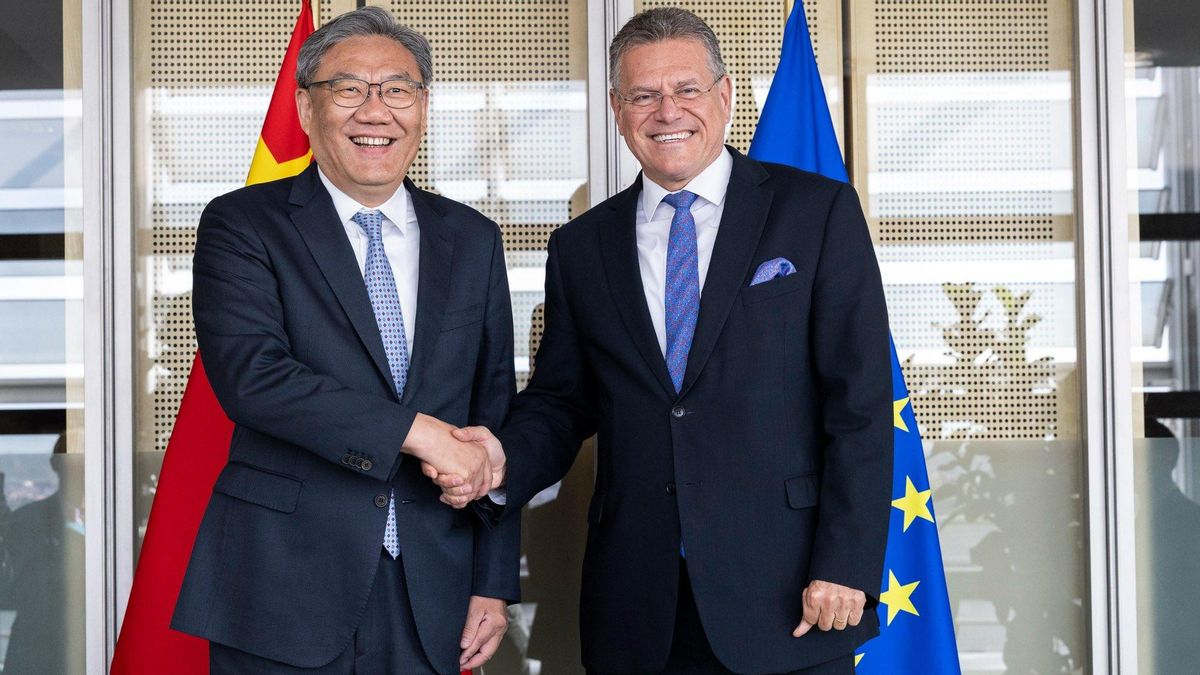 La UE y China se dan hasta octubre para cerrar un acuerdo comercial sin amenazas de usar los minerales críticos como arma