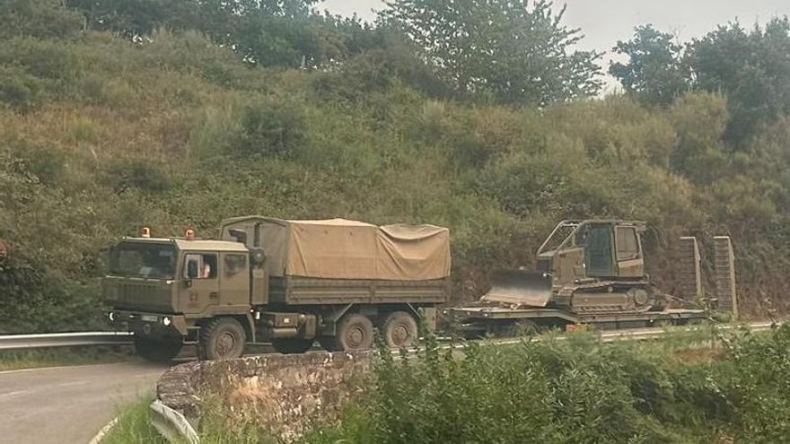 La provincia de León tiene ya nueve incendios en nivel 2 mientras llega la ayuda del Ejército de Tierra