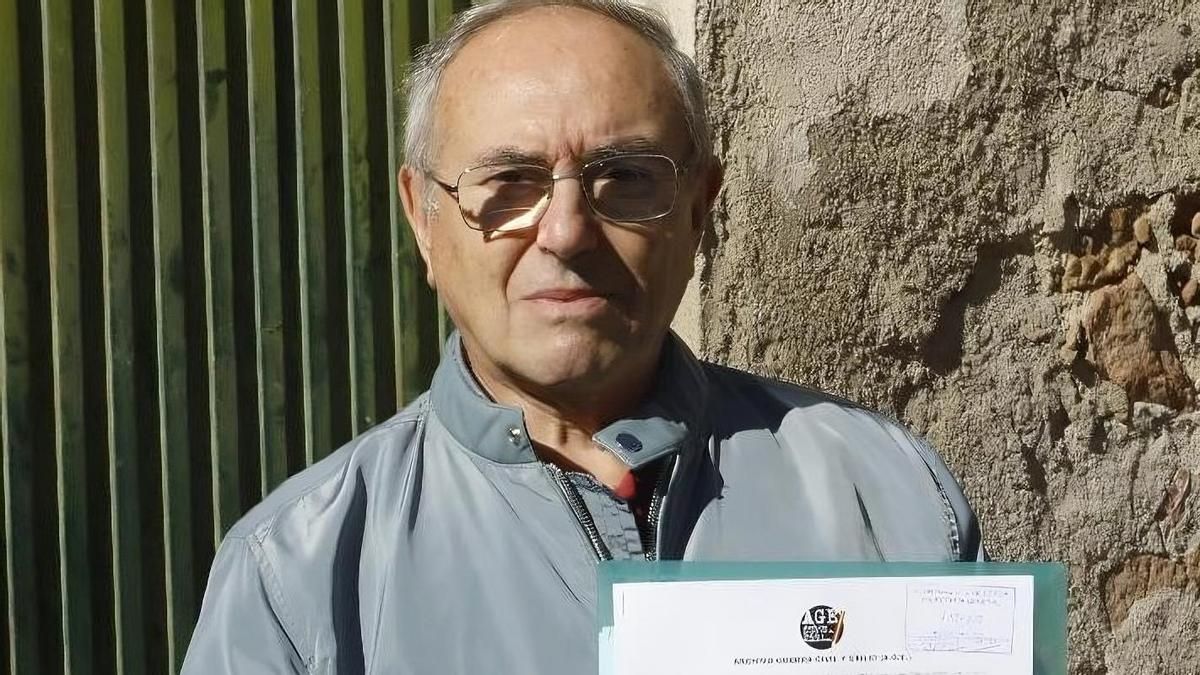 Fallece Floren Dimas, oficial del Ejército del Aire retirado y defensor férreo de la Memoria Histórica en la Región de Murcia