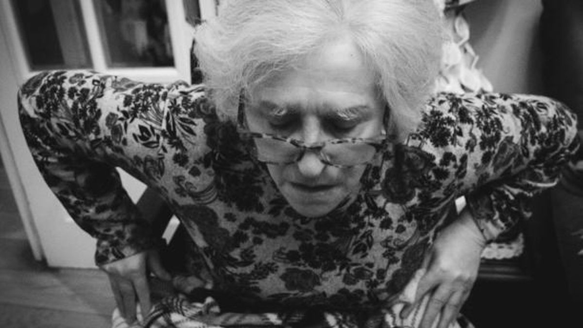 Ruth asumió el cuidado de su madre con 30 años