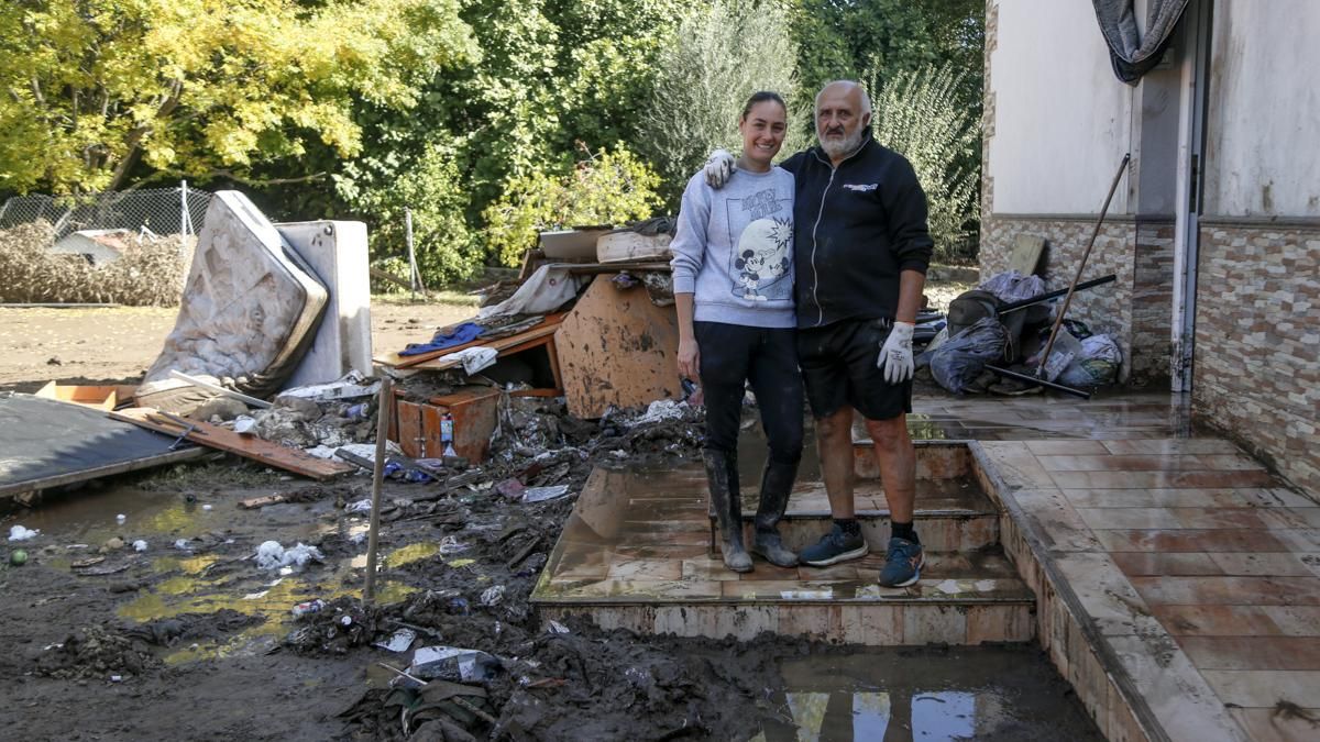 Cuando las lluvias arrasan tu casa y toca volver a empezar con 70 años