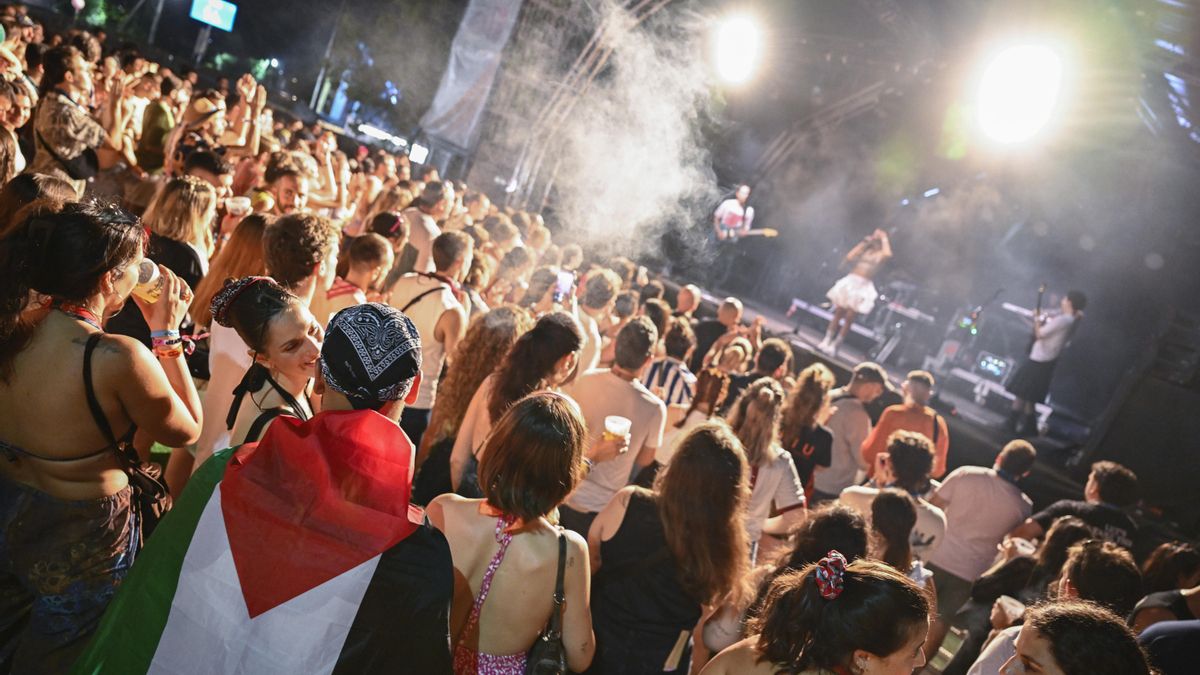 Público asistente a la primera jornada del FIB 2025. El Festival Internacional de Benicàssim (FIB) 