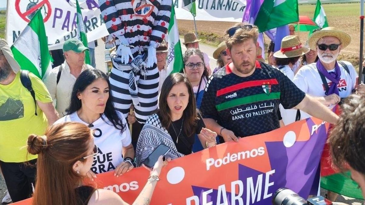 Nico Sguiglia y Alejandra Durán junto a la secretaria general de Podemos, Ione Belarra. Imagen de archivo.