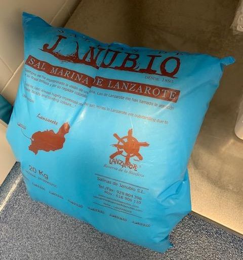 Sal de las Salinas de Janubio