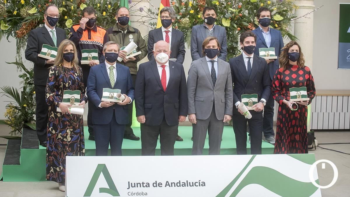 La Junta entrega en Córdoba las Banderas de Andalucía al "talento y generosidad" de la provincia