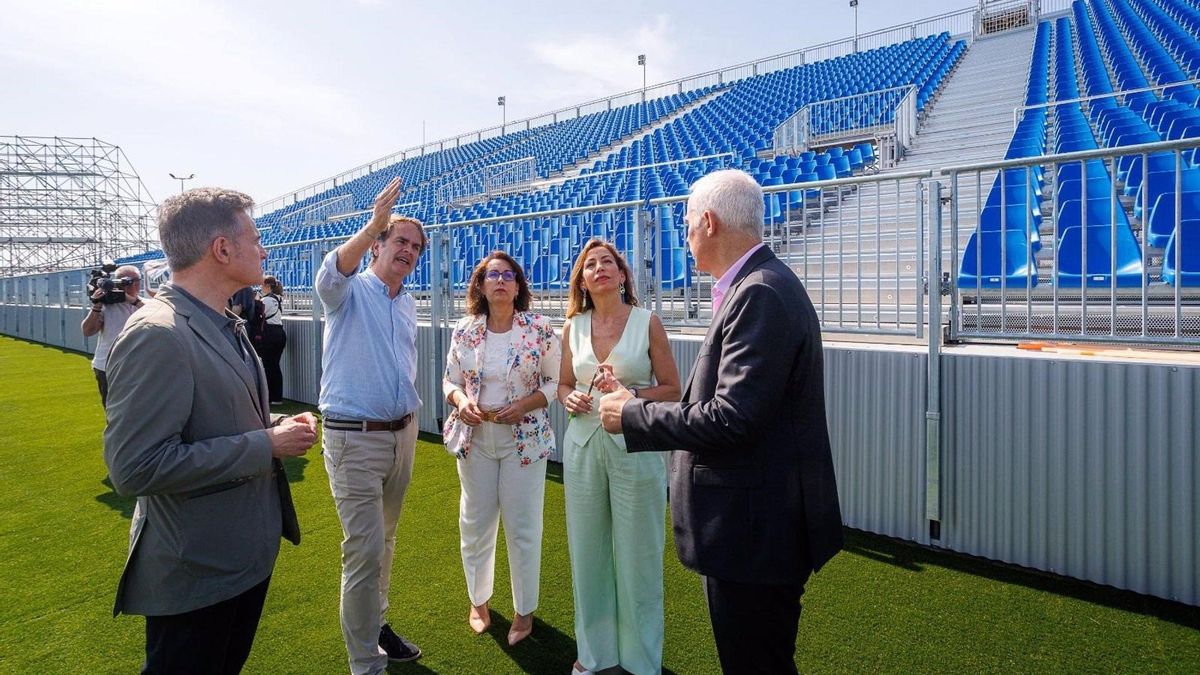 Visita al estadio modular, donde jugará el Real Zaragoza las próximas dos temporadas.