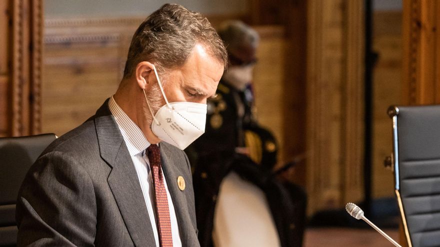 El Rey Felipe VI durante la reunión plenaria de la XXVII Cumbre Iberoamericana de Jefes de Estado y de Gobierno