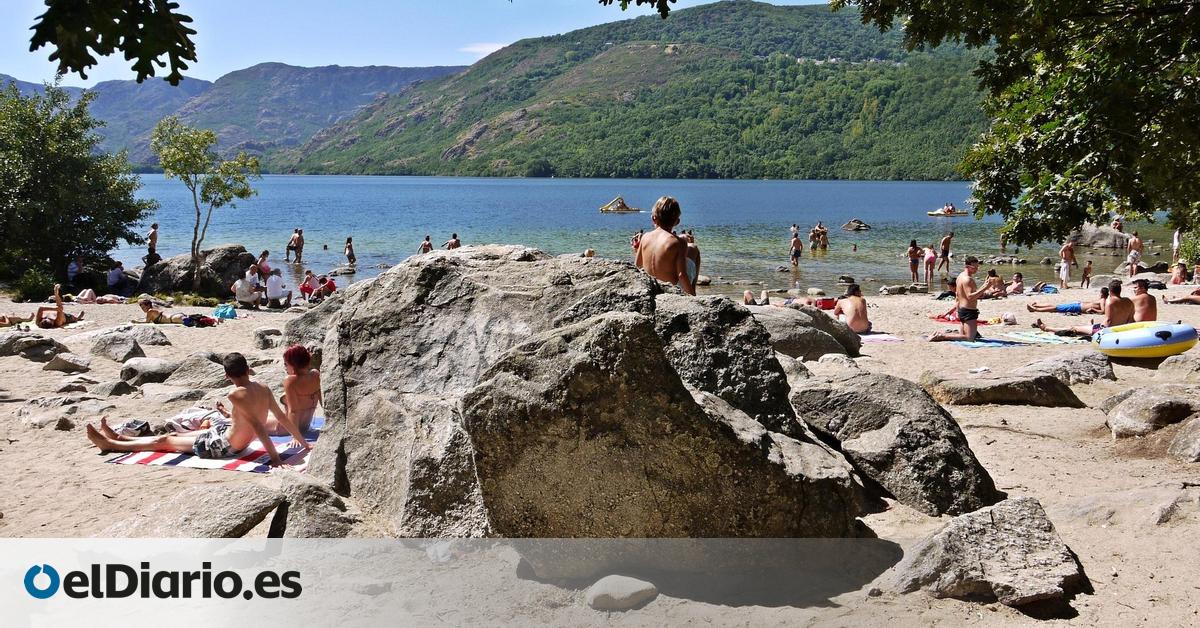 Seven Spanish Villages by Lakes for Cooling Off