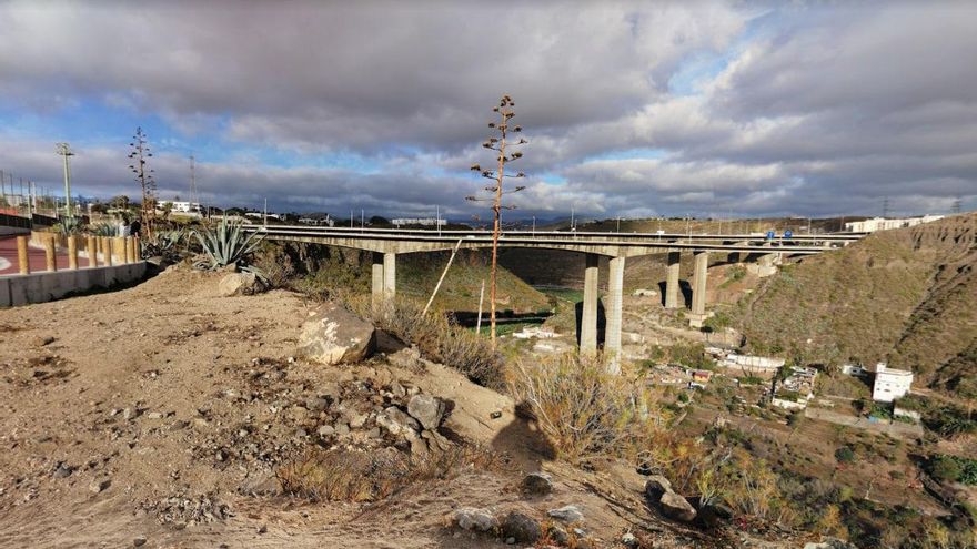 Daños en el viaducto del Guiniguada obligan a su cierre para vehículos pesados