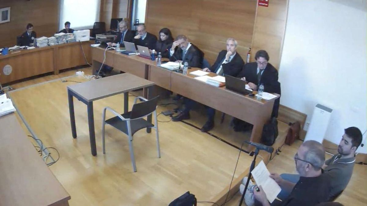 Un difusor del bulo del 'Bar España' se retracta, dos guardan silencio y Pilar Baselga dice que se lo creyó "todo"