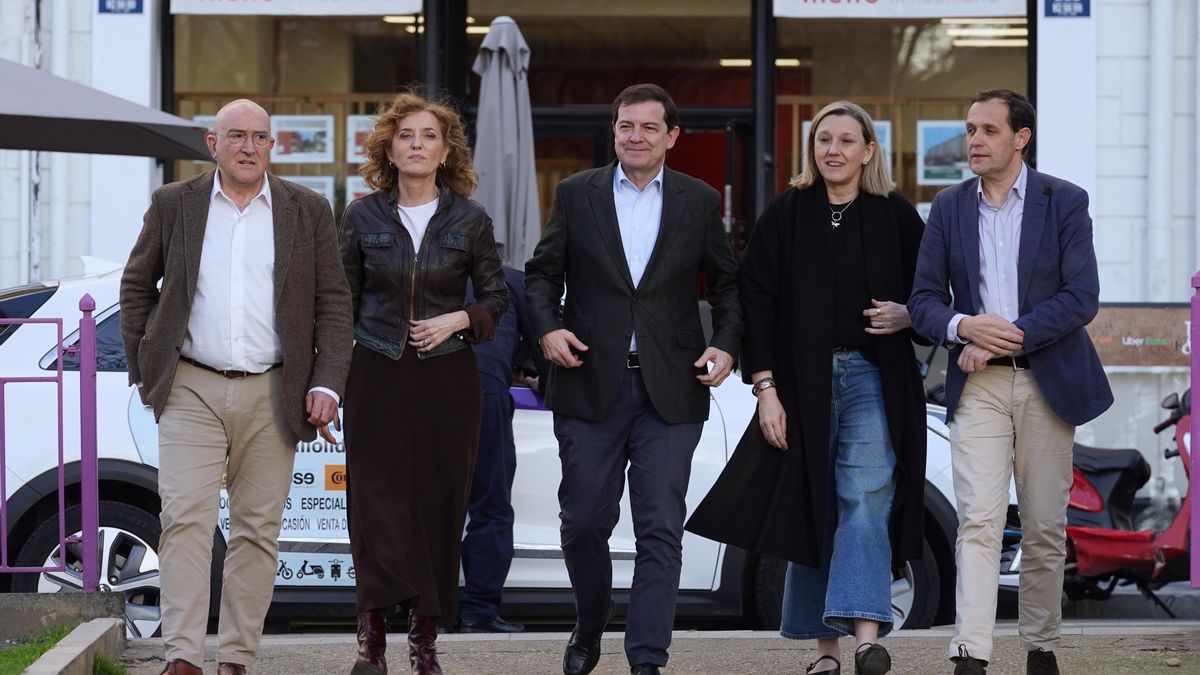 Mañueco critica a los partidos que "para combatir al 'sanchismo', copian sus vicios"