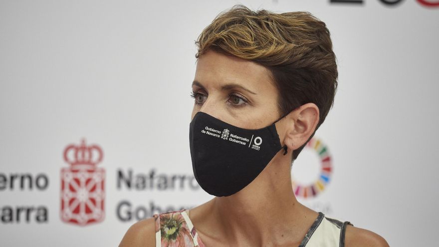 Archivo - La presidenta de Navarra, María Chivite, durante una rueda de prensa.
