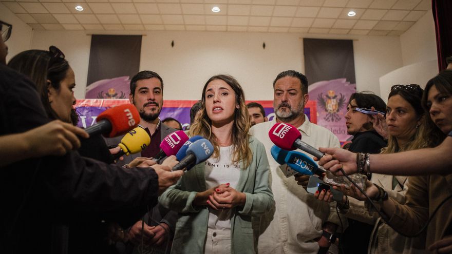 La ministra de Igualdad, Irene Montero, ofrece declaraciones a los medios.