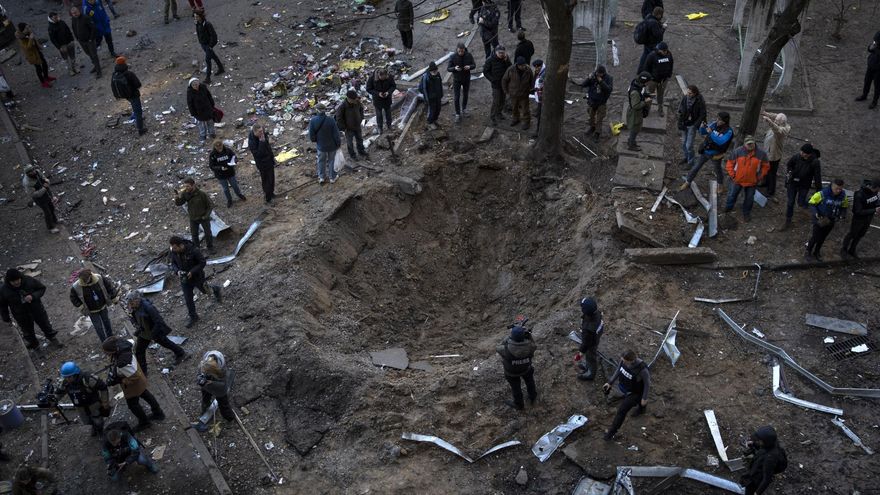 Las negociaciones entre Ucrania y Rusia se enquistan mientras continúa el martirio de Mariúpol