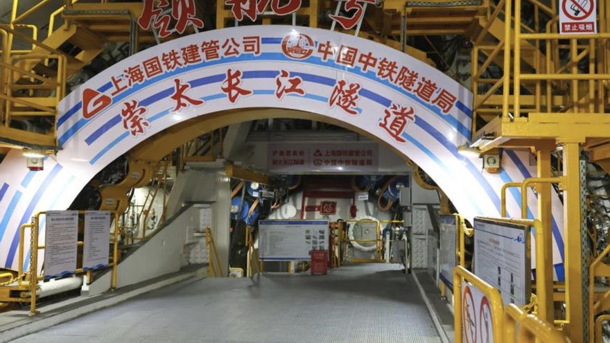 China avanza en túneles submarinos récord: 113 metros bajo el mar y un tren bala que unirá ciudades en 40 minutos