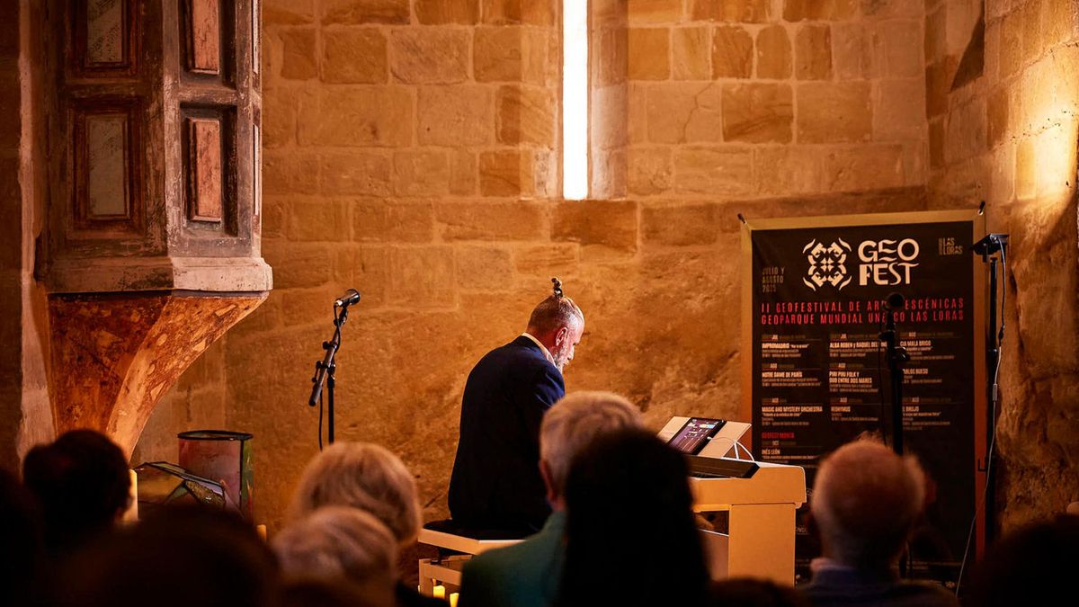Una de las actuaciones incluidas en el programa GEOfest, en el pueblo burgalés de Albacastro