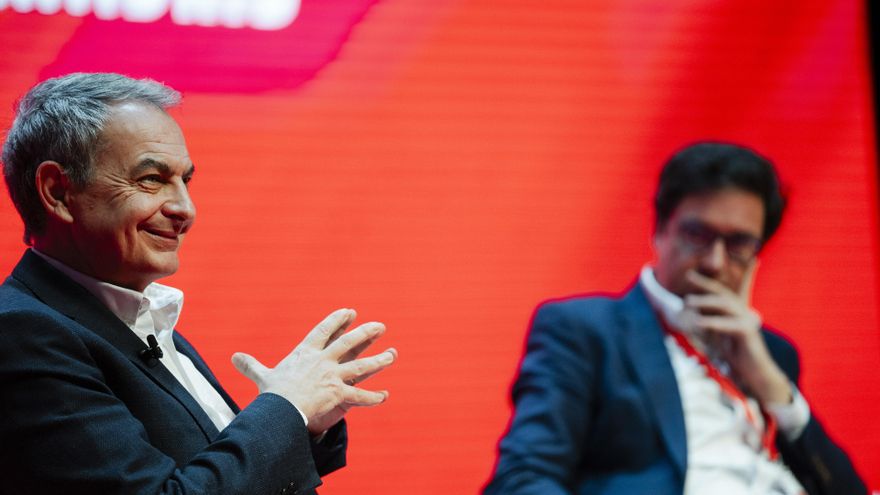 Archivo - El expresidente del Gobierno, José Luis Rodríguez Zapatero, durante el 15º Congreso Regional del PSOE-M,  a 1 de febrero de 2025, junto al ministro Óscar López.