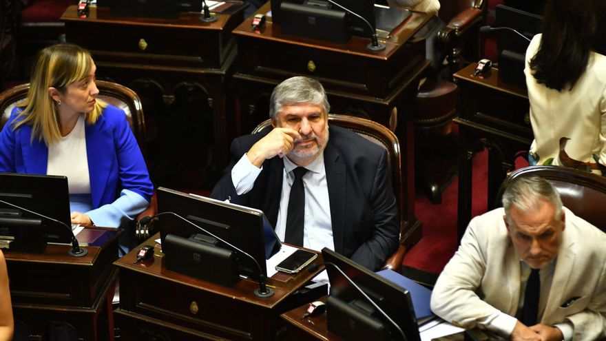 Tres peronistas se alejan del bloque de Mayans y el PJ queda al borde de su piso histórico