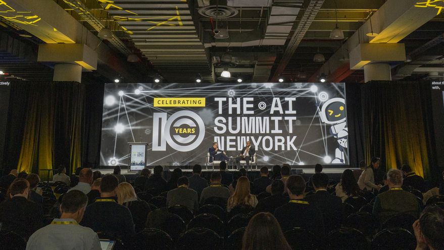 Más inversión, resultados sólidos y las alertas de burbuja marcan el 2025 de tecnológicas