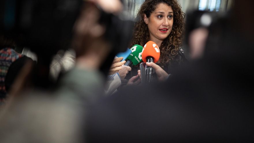 Archivo - La portavoz adjunta del PSOE, Enma López, ofrece declaraciones a los medios durante la inauguración y primera sesión del Foro AVANZA.