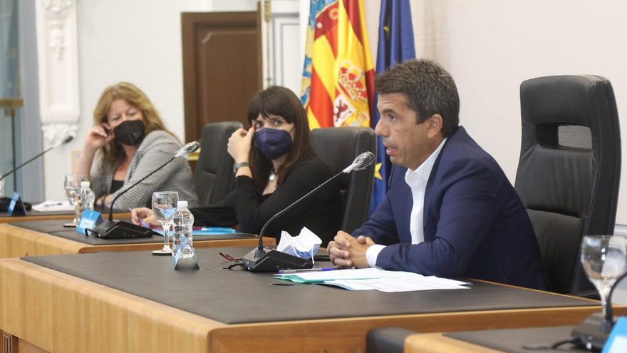 Gastos irregulares en comidas, teléfono y desplazamientos: una auditoría cuestiona el desvío de los fondos del PP en la Diputación de Alicante