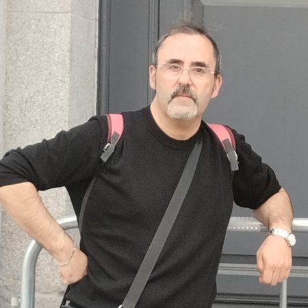 Rafael Velasco, presidente de la Fundación Asturiana Memoria y República (FAMYR).