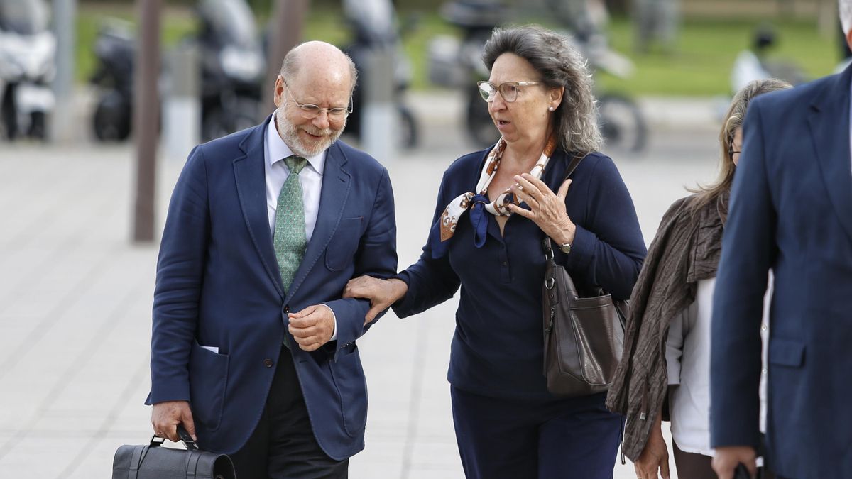 Llegada de Carmen Prada a la Ciudad de la Justicia