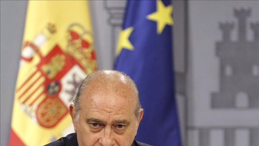 Fernández Díaz dice que el coste de un atentado hubiera sido mayor que el de la proclamación