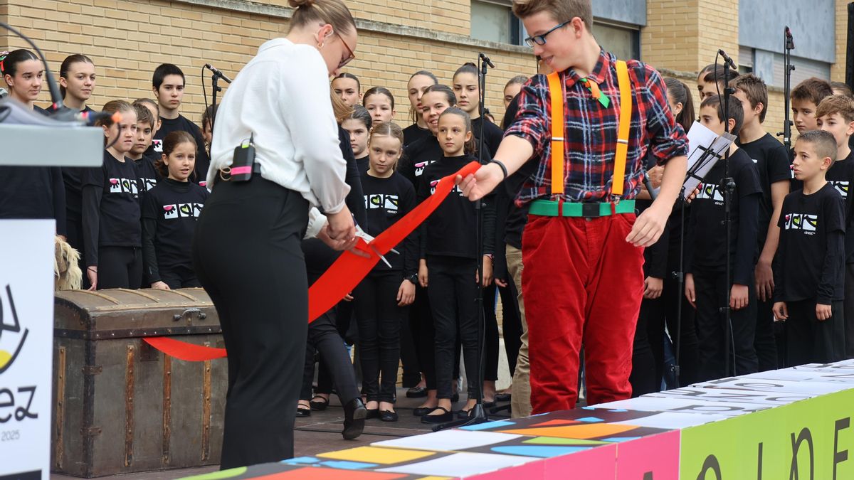 Villava celebra el Nafarroa Oinez con un mensaje de paz y en recuerdo a Palestina