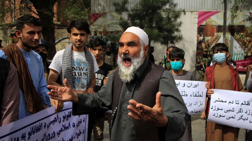 Protestas en Afganistán contra las agresiones a refugiados afganos en Irán