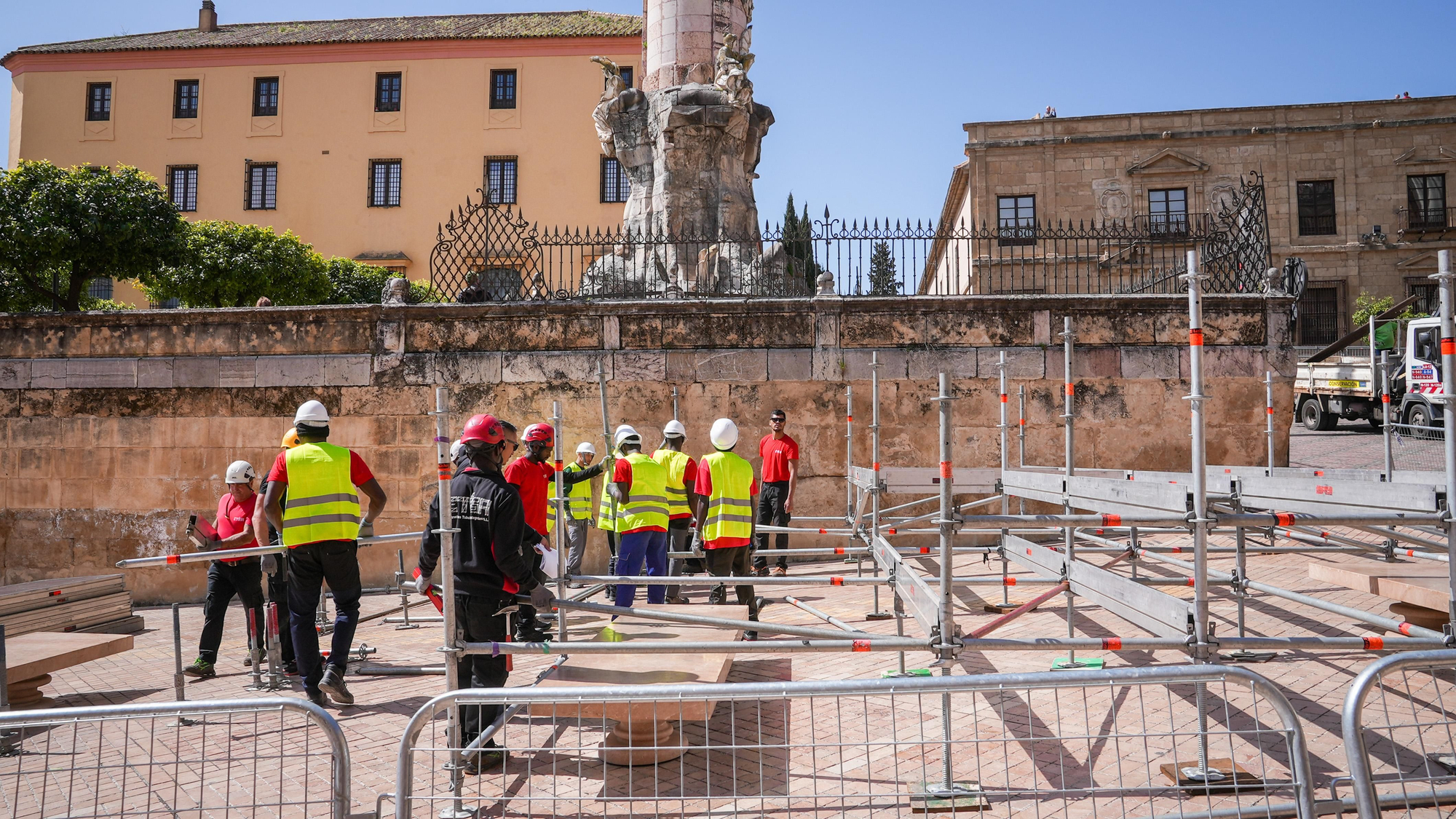 Montaje de la Carrera Oficial