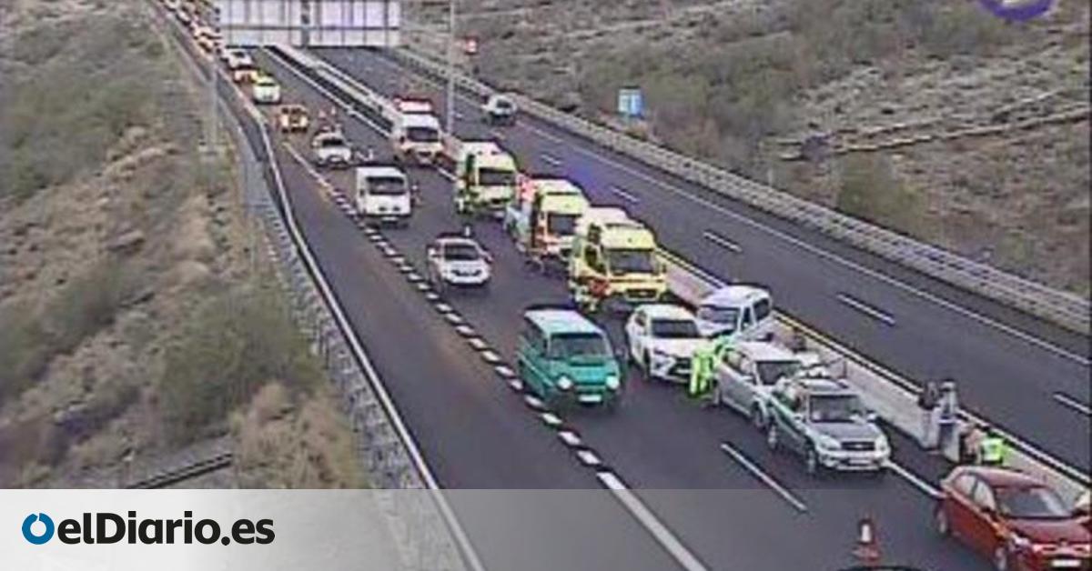 Major Traffic Delays Following Multi-Vehicle Collision on TF-1 Near Güímar
