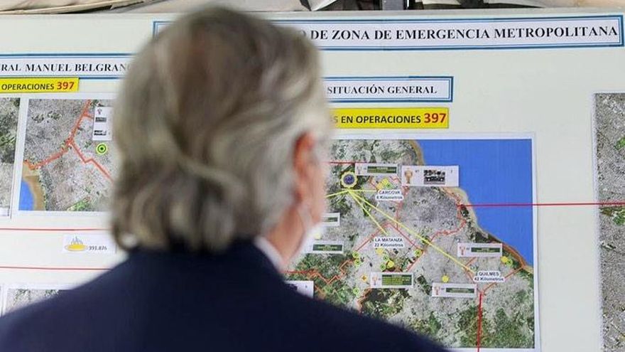 "Confinamiento intermitente", la receta del Gobierno para atravesar tres meses críticos