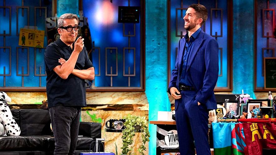 Buenafuente recordó en 'La Revuelta' su mejor época, su "infierno" en TV y cuando apostó por Broncano