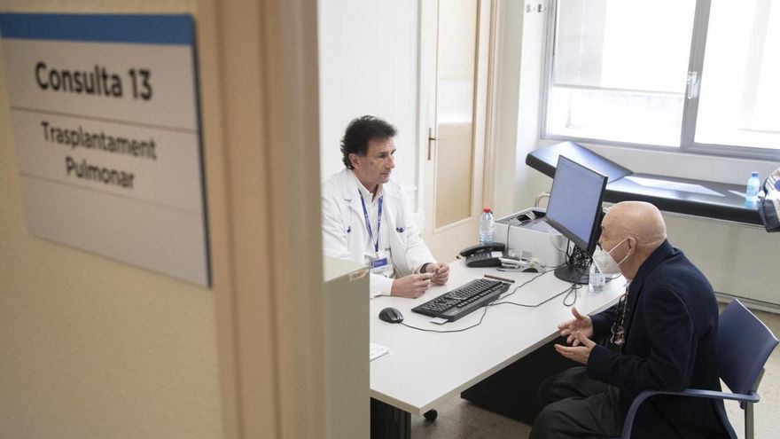 La reducción de sustituciones en verano en la sanidad catalana provoca nuevas quejas de sus profesionales