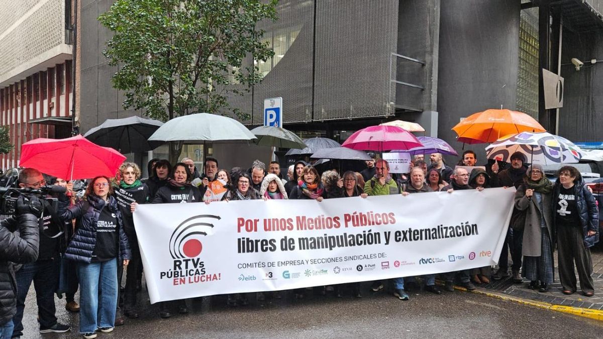 Las plantillas de las radios y televisiones públicas no logran reunirse con el PP y Junts en sus acciones contra la privatización