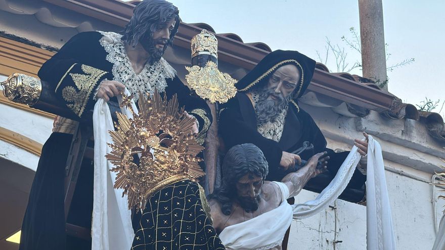 Paso del Cristo del Descendimiento.