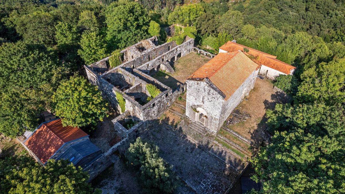 A menos de una hora de Vigo: el monasterio de Portugal que celebra una ruta nocturna gratuita por Halloween