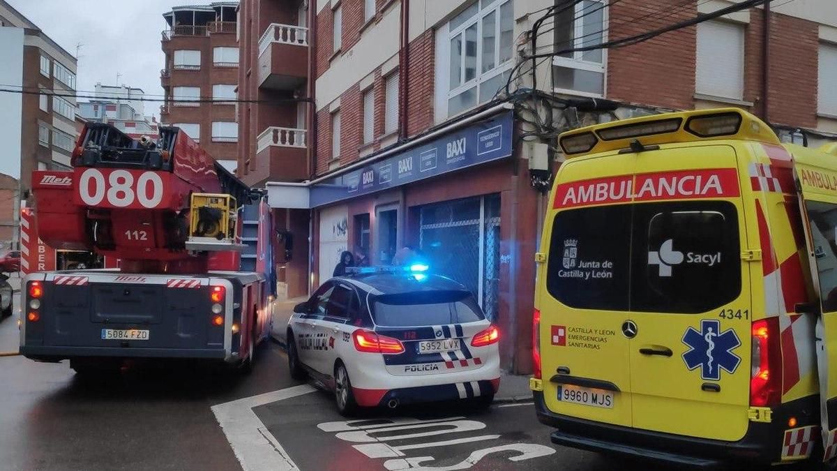 Incendio en una vivienda en la calle Palomera de León.