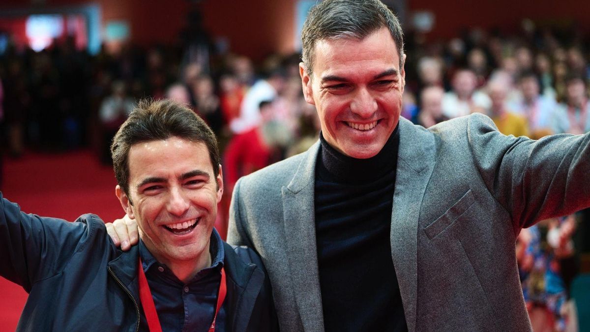 Pedro Casares y Pedro Sánchez, en el XV Congreso Regional del PSOE de Cantabria
