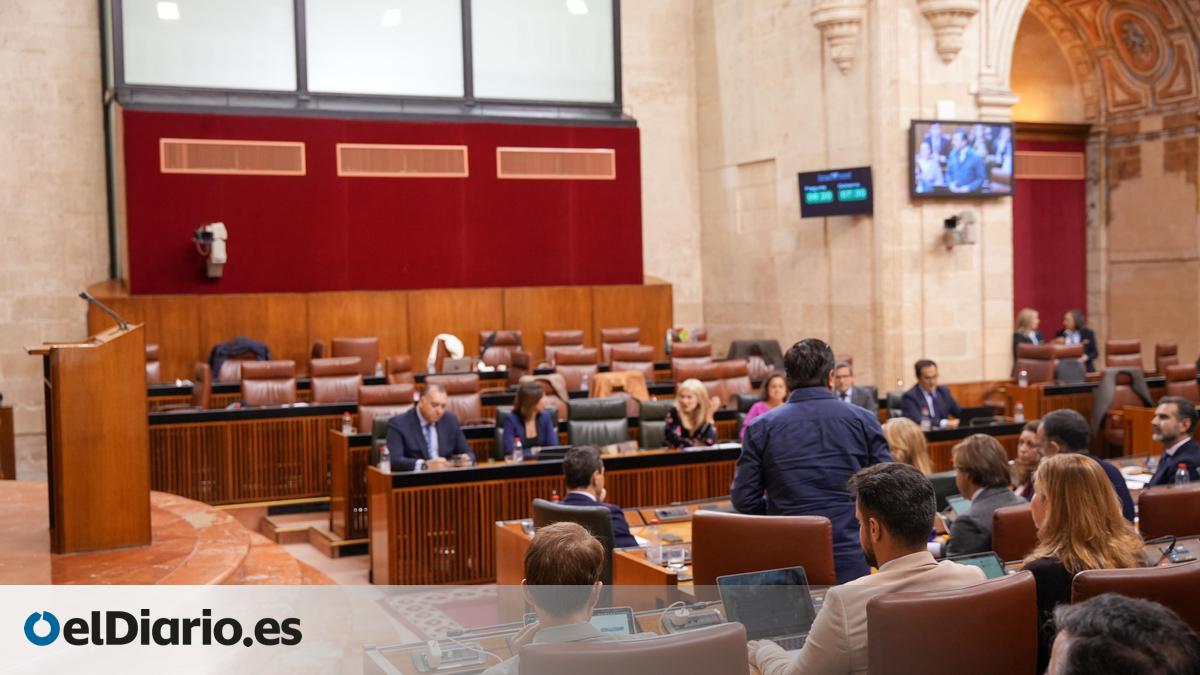 Los diputados de izquierdas abandonan el pleno del Parlamento andaluz ...