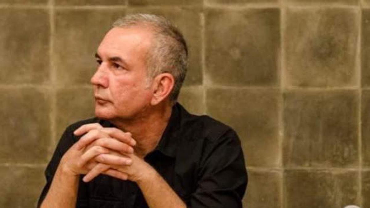 "A Antidio Cabal fue la poesía la que le salvó la vida": conversación con Antonio Jiménez Paz